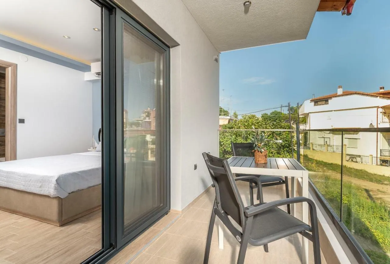 Oasis Apartment Sarti 0*,